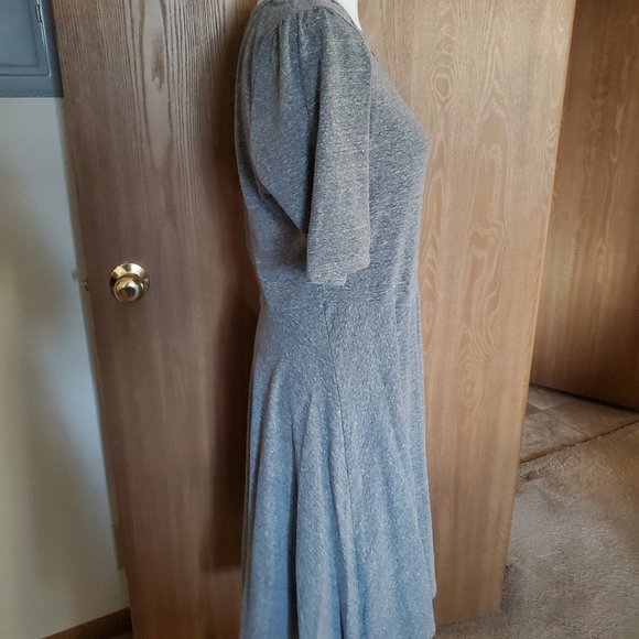 Heather Gray Nicole - Picture 2 of 4